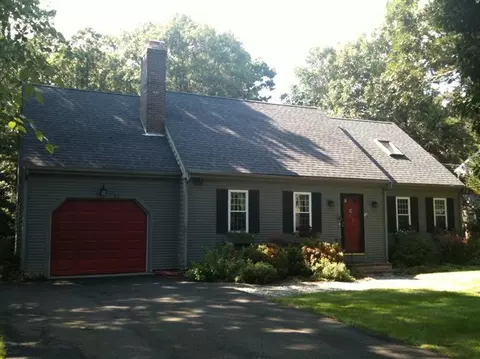 373 Skunknet Rd, Centerville, MA 02632 photo 2