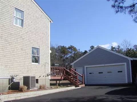 86 Wilann Rd, Mashpee, MA 02649 photo 5