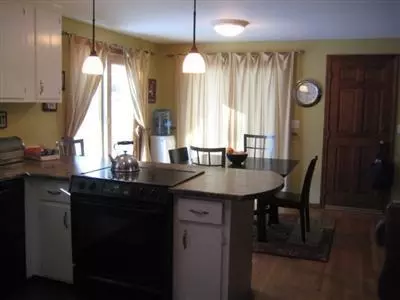 33 James Otis Rd, Centerville, MA 02632 photo 5