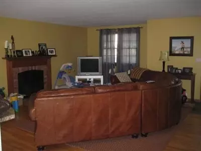 33 James Otis Rd, Centerville, MA 02632 photo 8