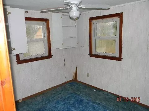 5 Mayflower Ln, East Wareham, MA 02538 photo 4