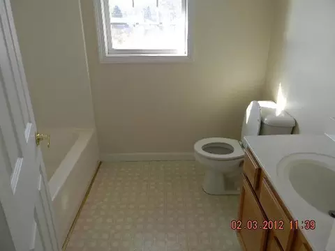 35 Nicholas Dr, Wareham, MA 02571 photo 8