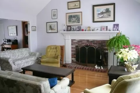 178 Camelback Rd, Marstons Mills, MA 02648 photo 3
