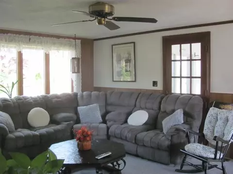 19 Robinwood Rd, Buzzards Bay, MA 02532 photo 6