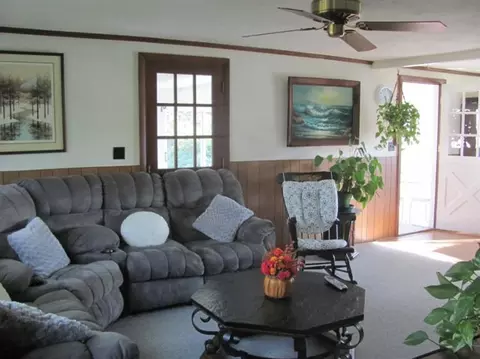 19 Robinwood Rd, Buzzards Bay, MA 02532 photo 7