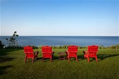 11 Phillips Rd, Sagamore Beach, MA 02562 photo 2
