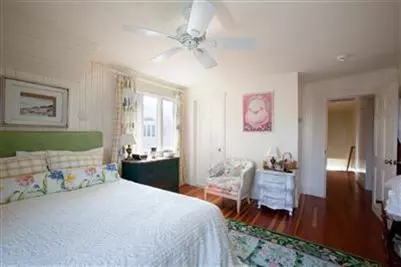 11 Phillips Rd, Sagamore Beach, MA 02562 photo 13