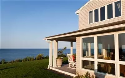 11 Phillips Rd, Sagamore Beach, MA 02562 photo 5