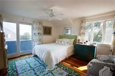 11 Phillips Rd, Sagamore Beach, MA 02562 photo 11