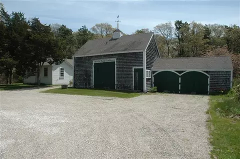 143 Shore Rd, Bourne, MA 02532 photo 4