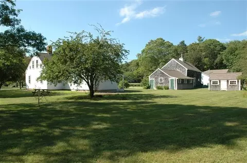 143 Shore Rd, Bourne, MA 02532 photo 1