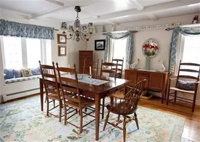79 Marble Rd, Barnstable, MA 02630 photo 4
