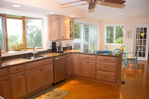 17 Preakness Ln, Mashpee, MA 02649 photo 8