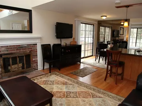 1160 Phinneys Ln #4A, Centerville, MA 02632 photo 5