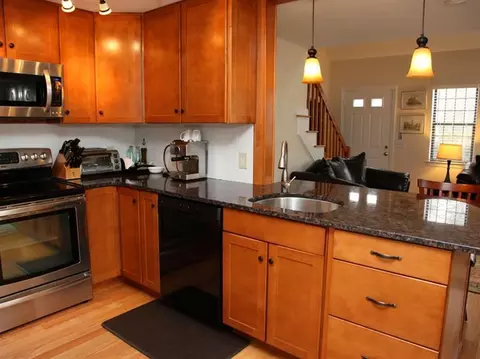 1160 Phinneys Ln #4A, Centerville, MA 02632 photo 9