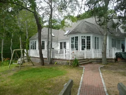 4 Waterline Dr N, Mashpee, MA 02649 photo 8