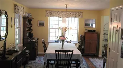 32 Tracey Rd, Cotuit, MA 02635 photo 12