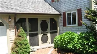 32 Tracey Rd, Cotuit, MA 02635 photo 6