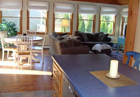 33 Devonshire Dr, Mashpee, MA 02649 photo 3