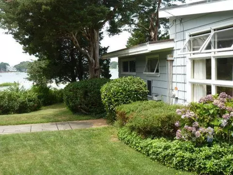 100 Cedar Point Dr, Pocasset, MA 02559 photo 6