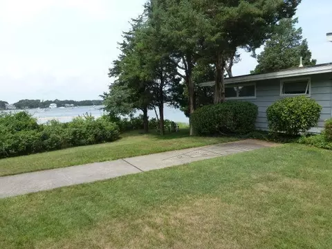 100 Cedar Point Dr, Pocasset, MA 02559 photo 3
