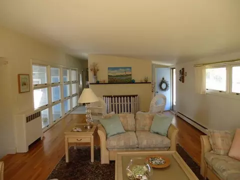 100 Cedar Point Dr, Pocasset, MA 02559 photo 9