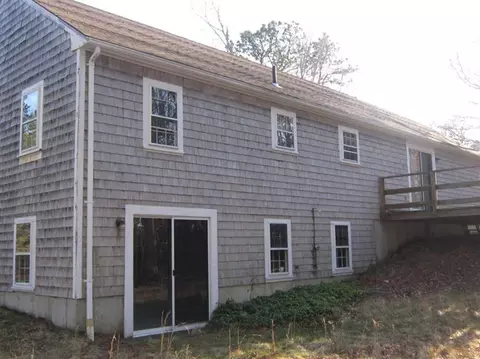 14 Butternut Cir, Cotuit, MA 02635 photo 9