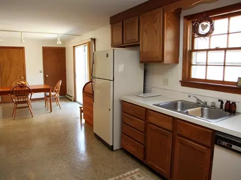 14 Butternut Cir, Cotuit, MA 02635 photo 4