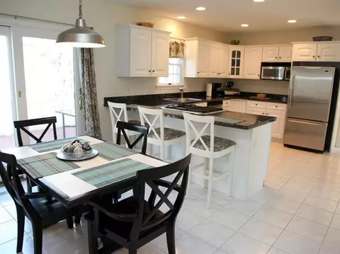 175 Surf Dr, Mashpee, MA 02649 photo 4