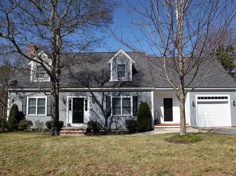 175 Surf Dr, Mashpee, MA 02649 photo 1