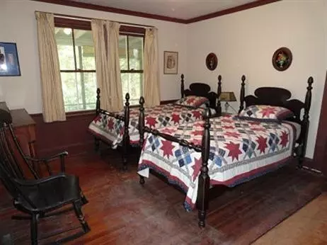 91 Nickerson Rd, Cotuit, MA 02635 photo 5