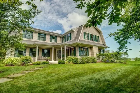 141 Maushop Ave, Barnstable, MA 02630 photo 1