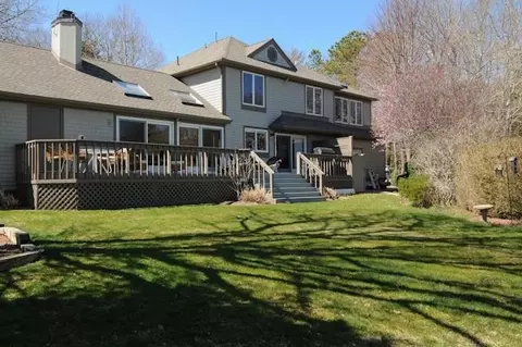 8 Capstan Cir, Mashpee, MA 02649 photo 7