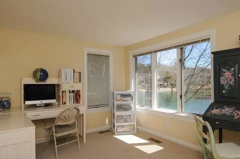 8 Capstan Cir, Mashpee, MA 02649 photo 18