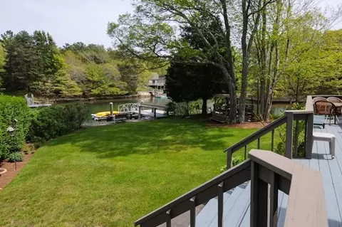 8 Capstan Cir, Mashpee, MA 02649 photo 21