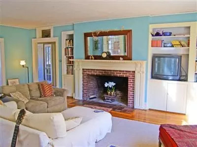 64 Park Ave, Centerville, MA 02632 photo 3