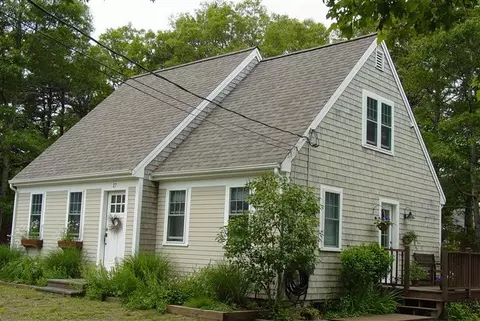 27 Oakview Ter, Hyannis, MA 02601 photo 2