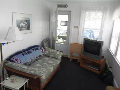 15 Beach St, Wareham, MA 02571 photo 6