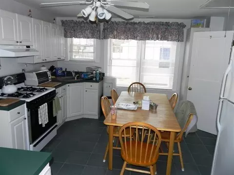 15 Beach St, Wareham, MA 02571 photo 4