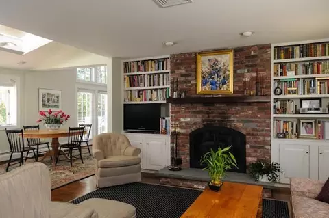 448 Cotuit Bay Dr, Cotuit, MA 02635 photo 9