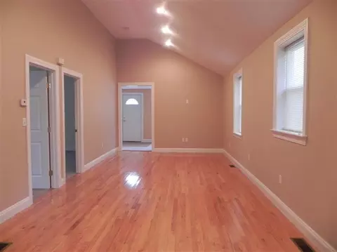 11 Upham St, Wareham, MA 02571 photo 10
