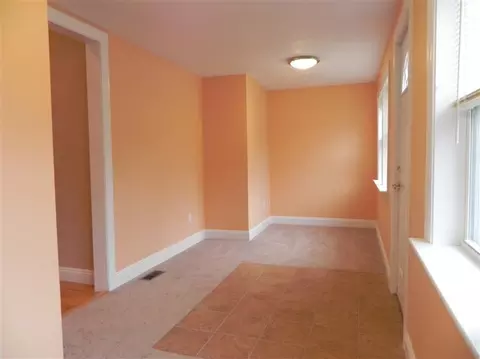 11 Upham St, Wareham, MA 02571 photo 2