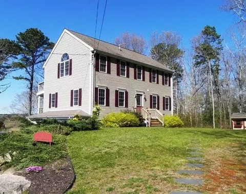4 Marks Cove Rd, Wareham, MA 02571 photo 2