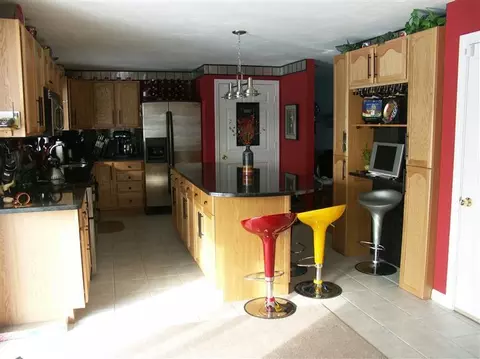 4 Marks Cove Rd, Wareham, MA 02571 photo 3