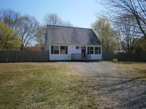 139 Compass Cir, Hyannis, MA 02601 photo 1
