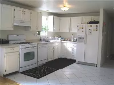 31 Whitehall Way, Hyannis, MA 02601 photo 3