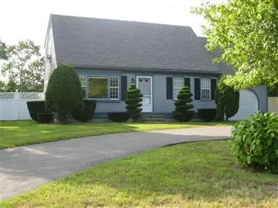 31 Whitehall Way, Hyannis, MA 02601 photo 1