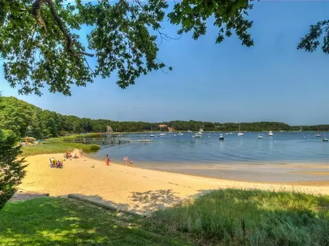 24 Cotuit Bay Dr, Cotuit, MA 02635 photo 16