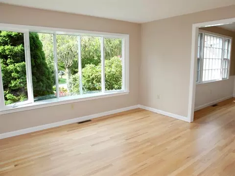 24 Cotuit Bay Dr, Cotuit, MA 02635 photo 11