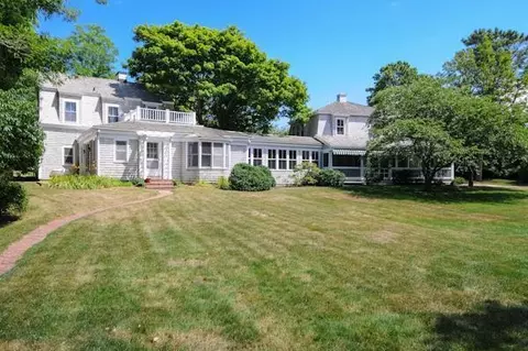 1286 Main St, Cotuit, MA 02635 photo 1
